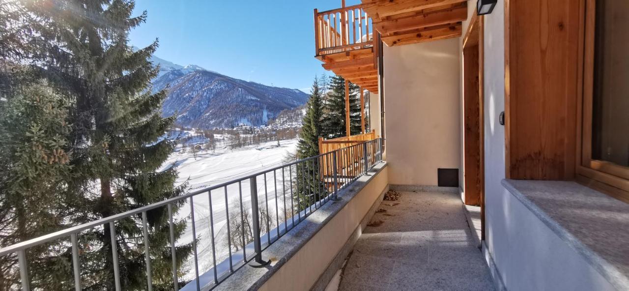 Hostdomus - La Garnotte - Charm Suites Pragelato Esterno foto